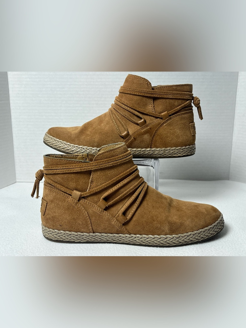 UGG Rianne Chestnut Ankle Bootie Women 7.5